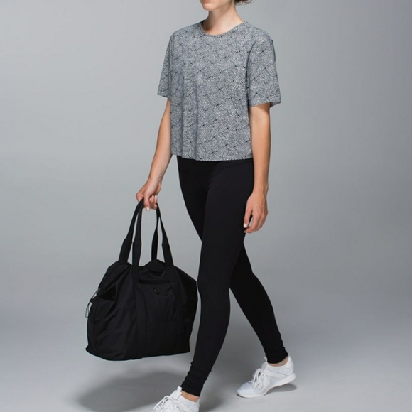Lululemon Good to Go Tee in Plush Petal - Picture 1 of 8